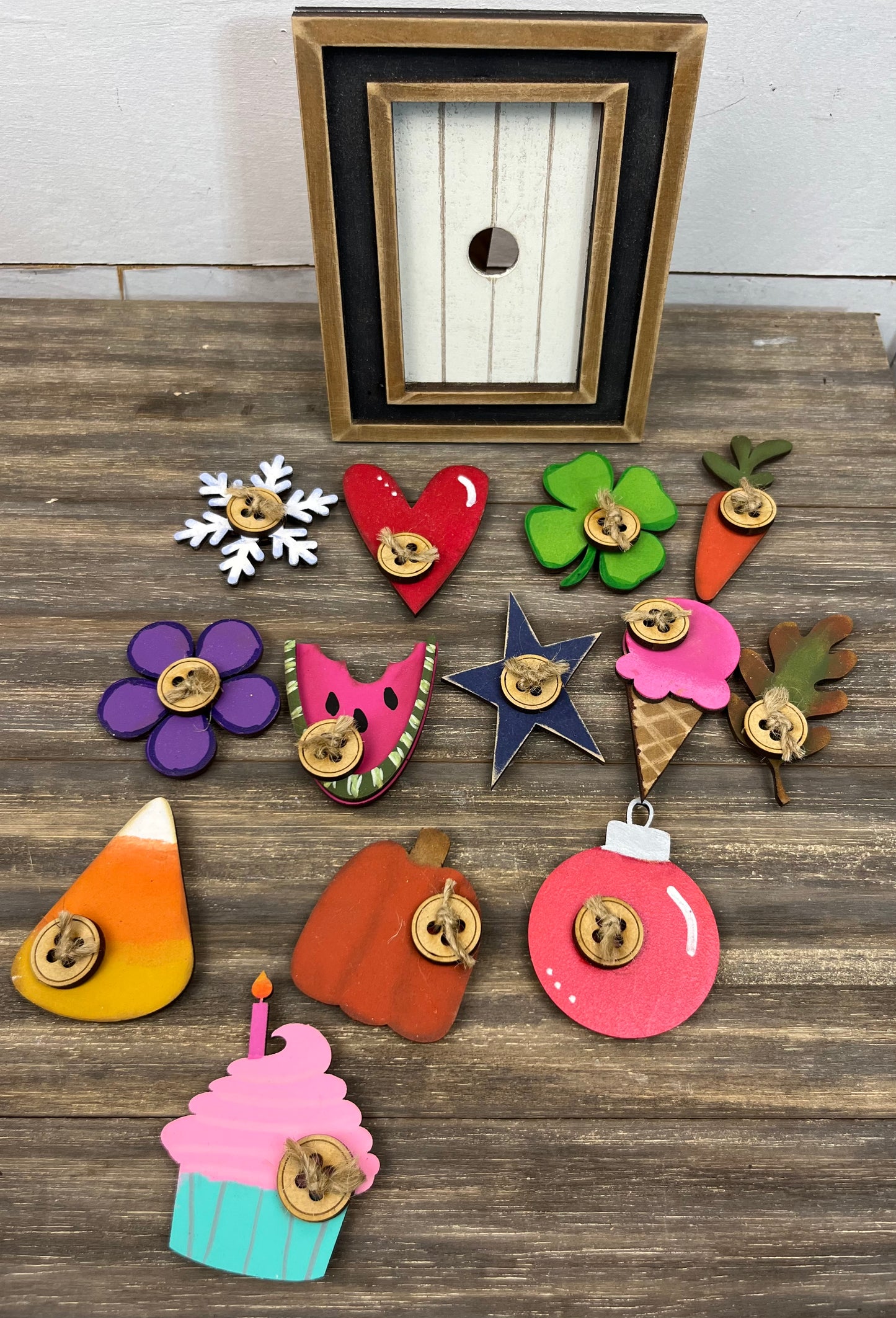 PICTURE FRAME INTERCHANGEABLE