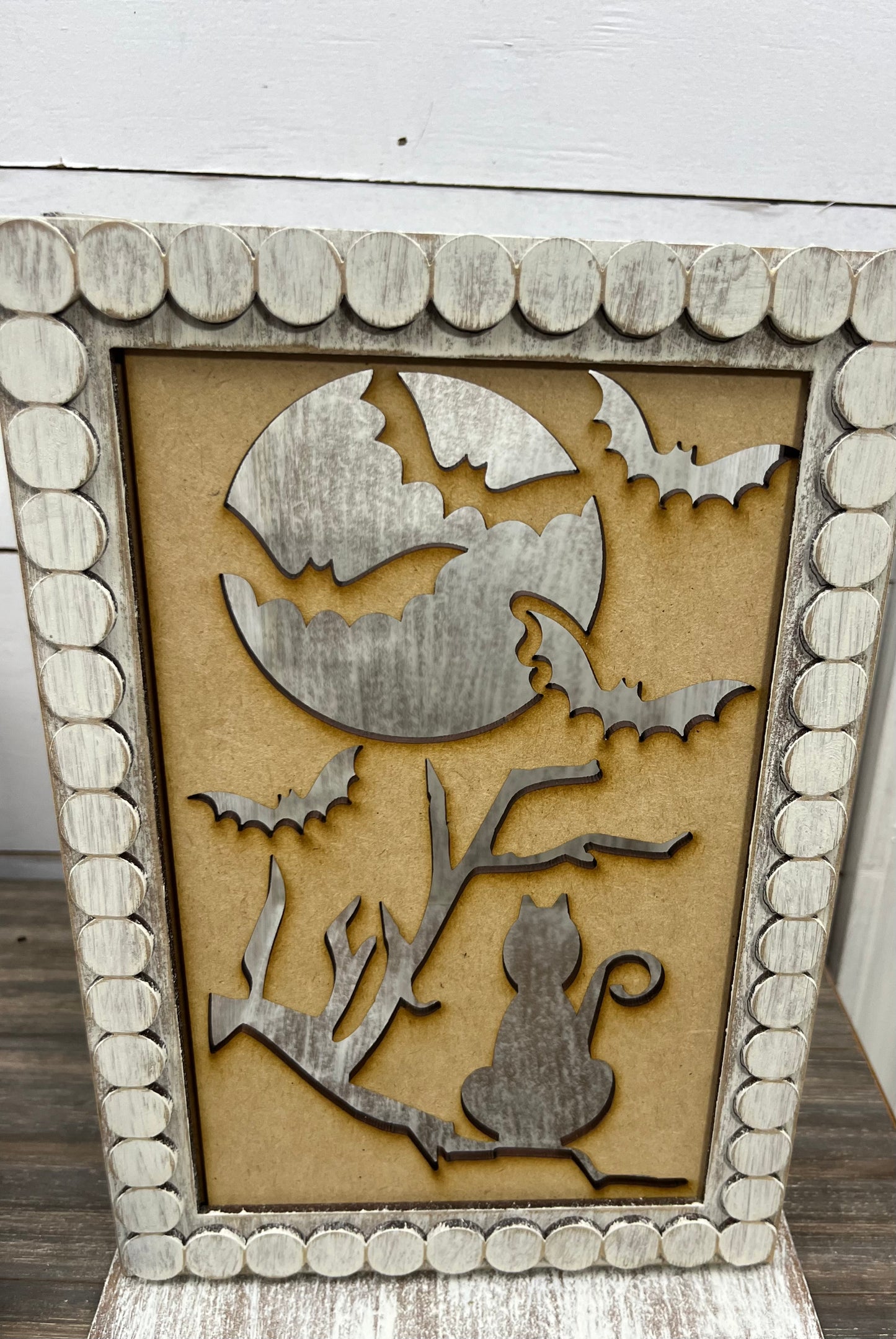 INTERCHANGEABLE LANTERN W/ INSERTS
