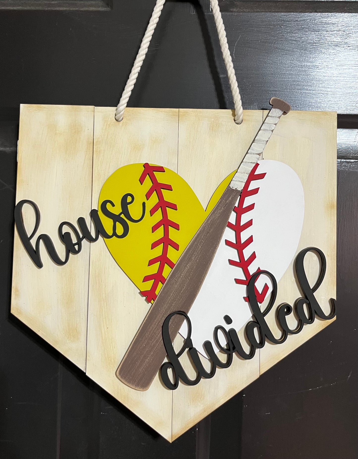 BASEBALL/SOFTBALL DOOR HANGER