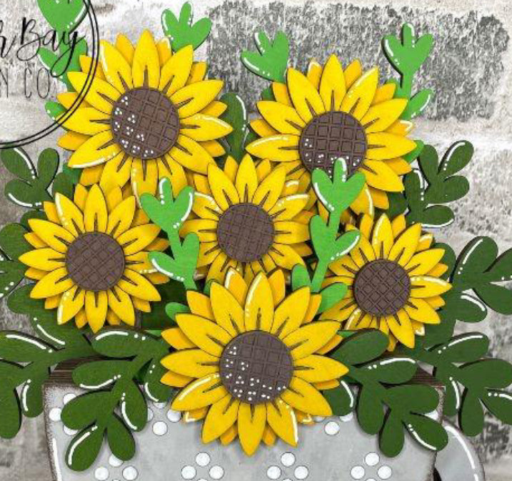 INTERCHANGEABLE FLOWERS AND CONTAINERS