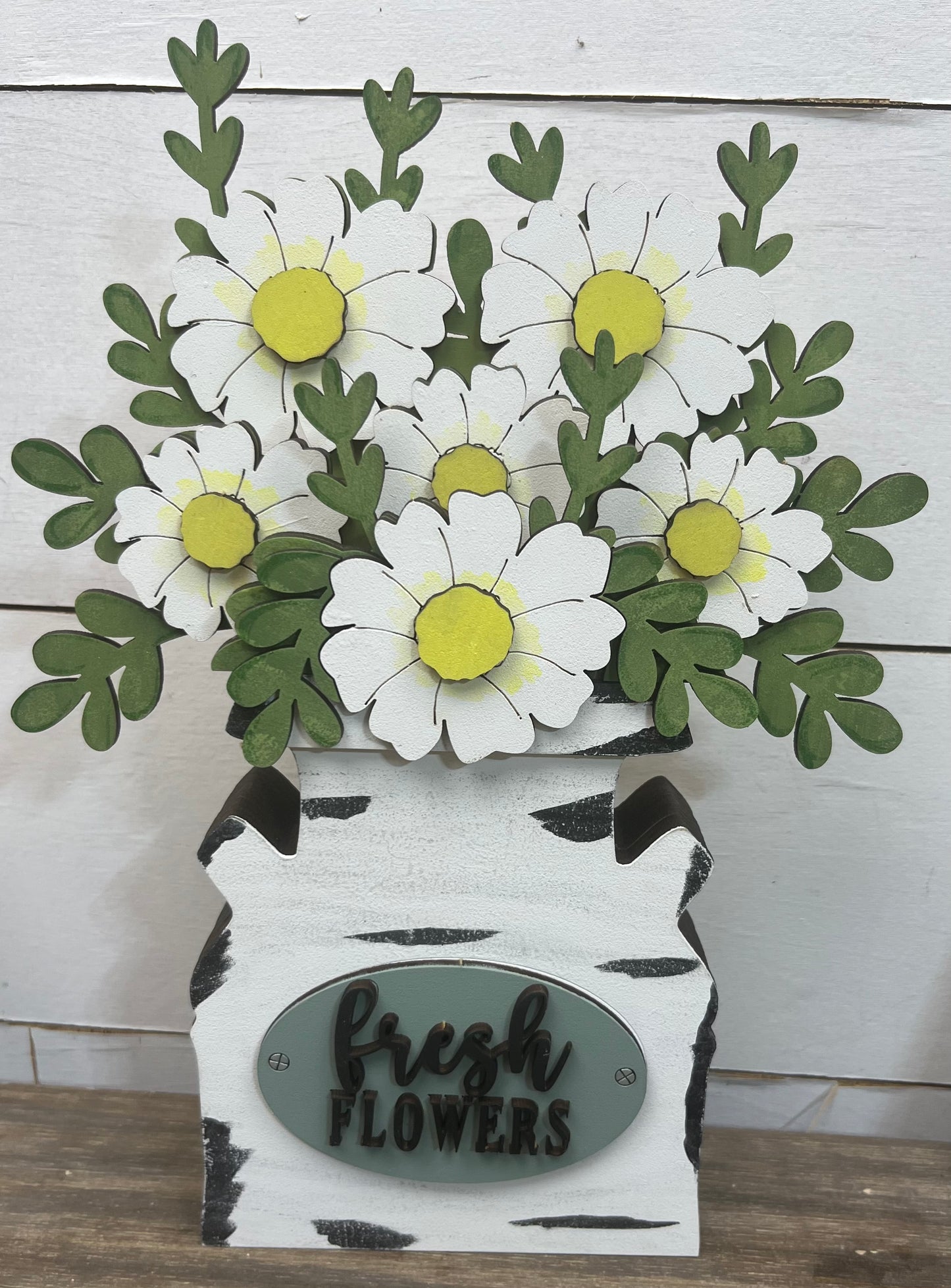 INTERCHANGEABLE FLOWERS AND CONTAINERS