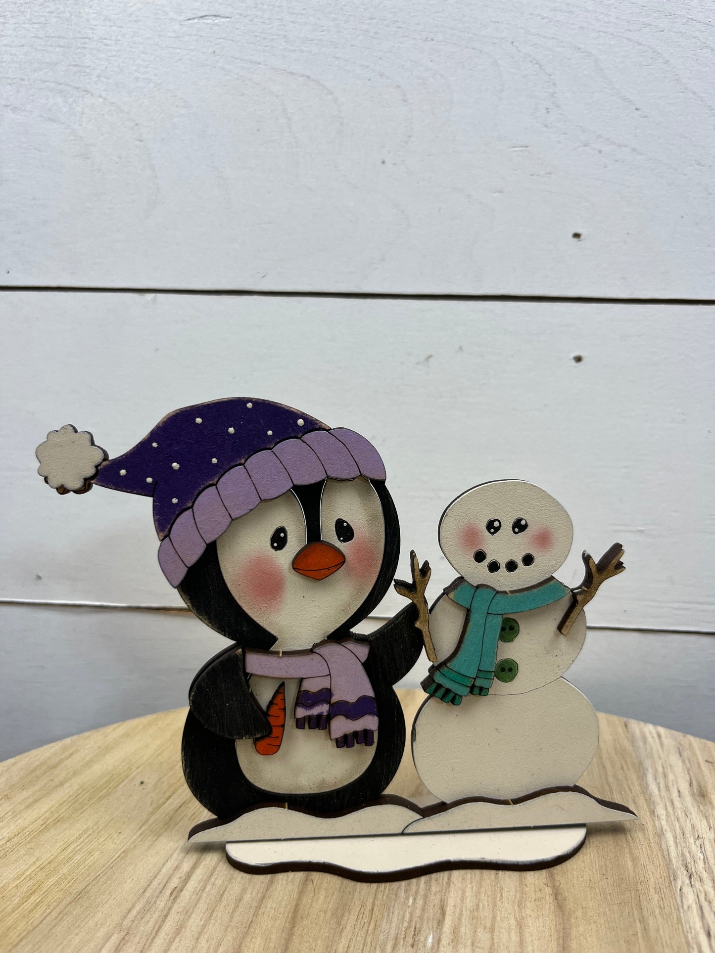 PLAYFUL CHRISTMAS PENGUINS