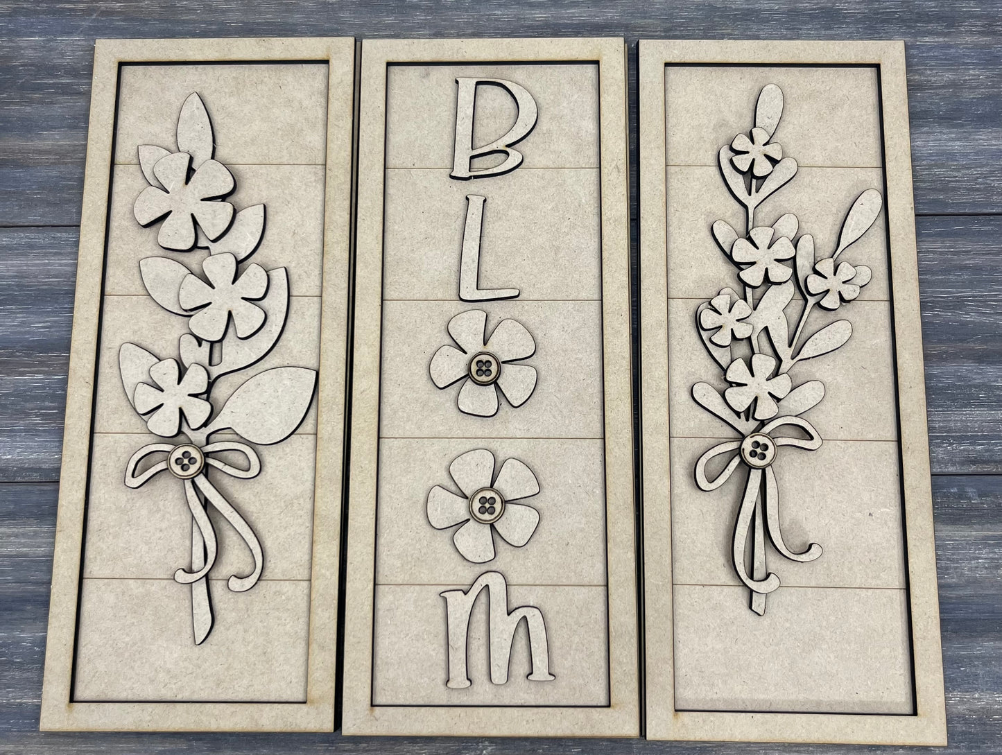 TRIO SHIPLAP SIGNS