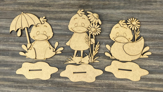 SPRING DUCK SHELF SITTER