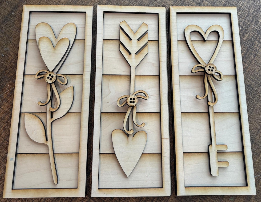TRIO SHIPLAP SIGNS