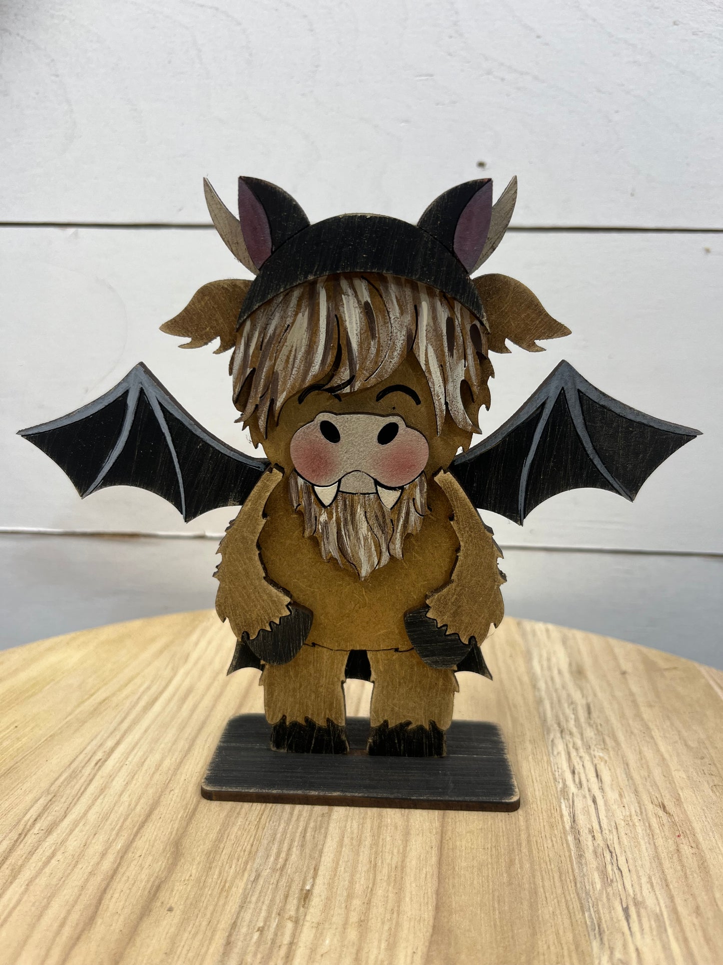 HALLOWEEN HIGHLAND COW