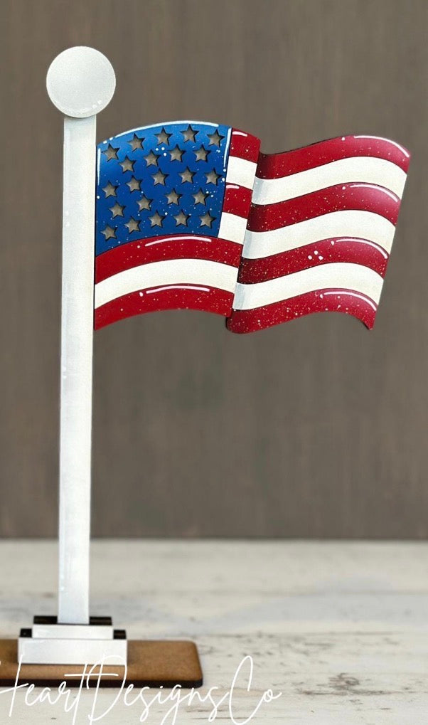 INTERCHANGEABLE FLAGS AND BASES