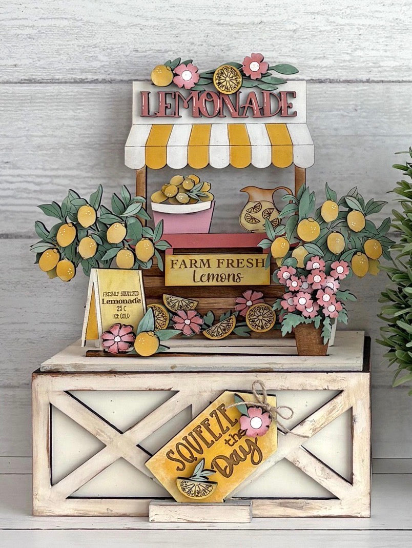 FARMHOUSE CRATE W/ INTERCHANGEABLE INSERTS