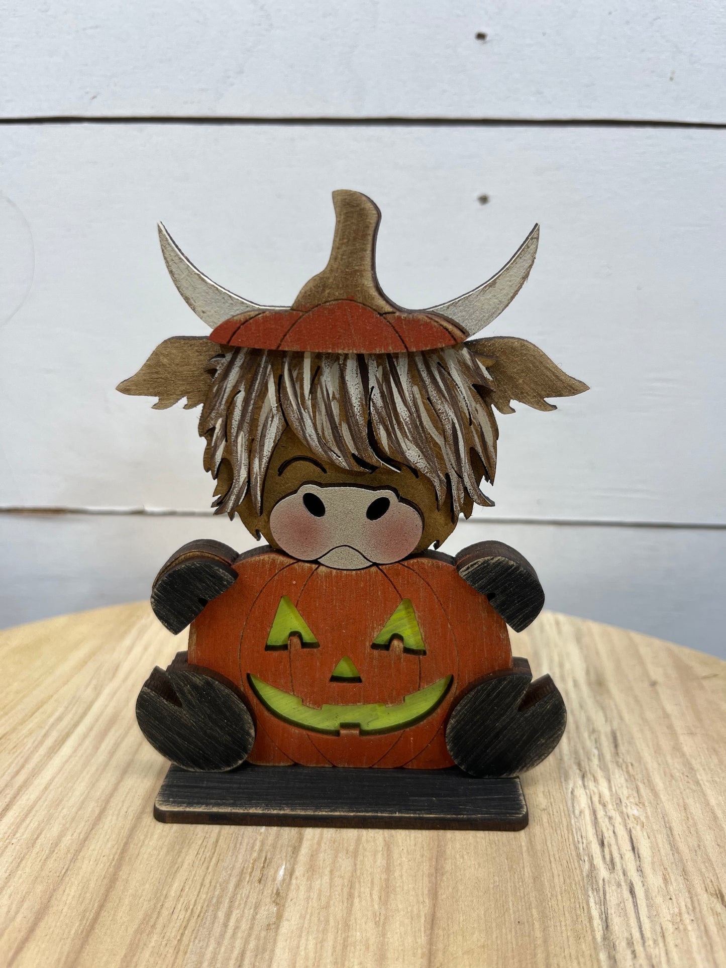 HALLOWEEN HIGHLAND COW