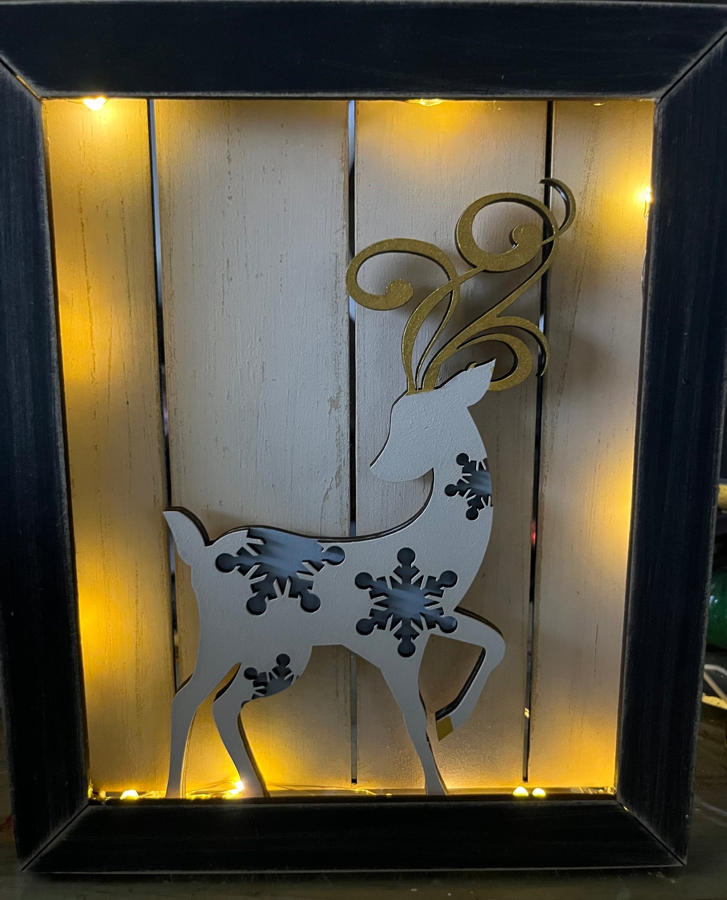 LIGHT SHADOW BOX AND INSERTS