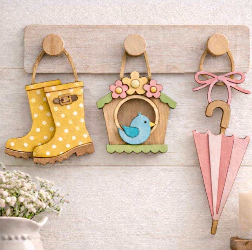 PEG WALL DECOR