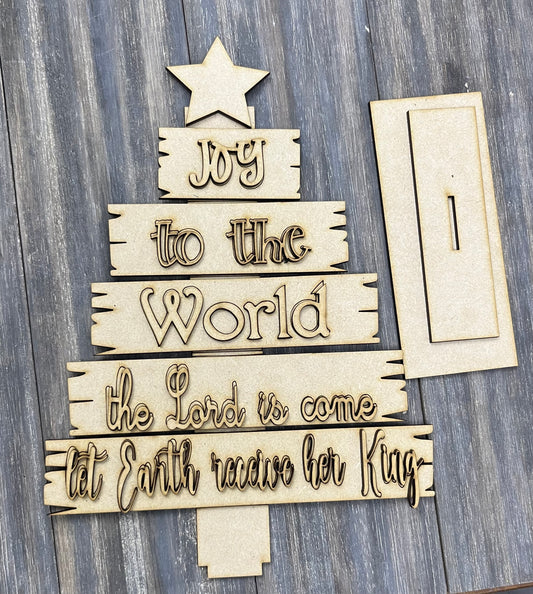 JOY TO THE WORLD PALLET TREE