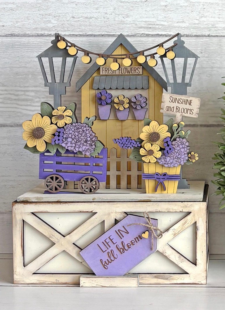 FARMHOUSE CRATE W/ INTERCHANGEABLE INSERTS