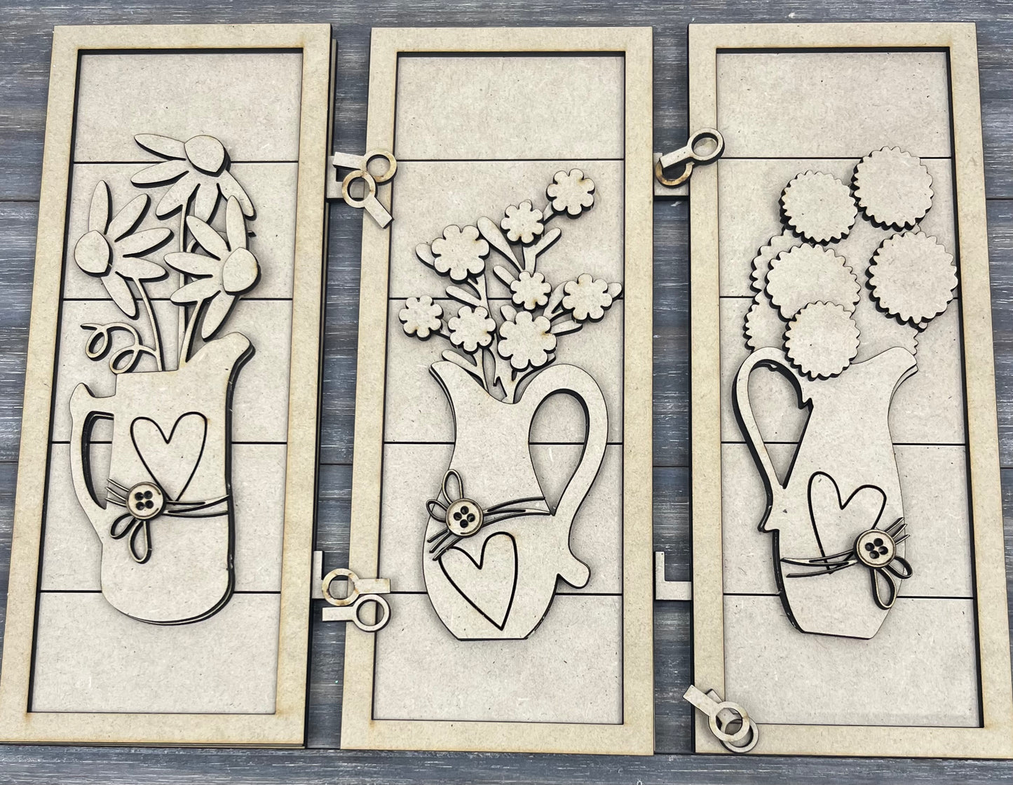 TRIO SHIPLAP SIGNS