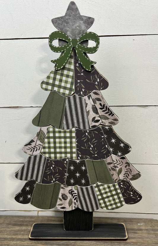 QUILTED CHRISTMAS TREE