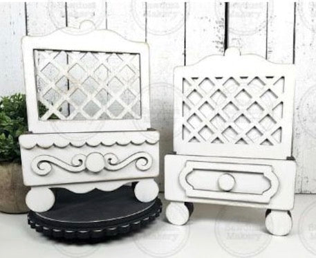 INTERCHANGEABLE COTTAGE CABINET AND INSERTS
