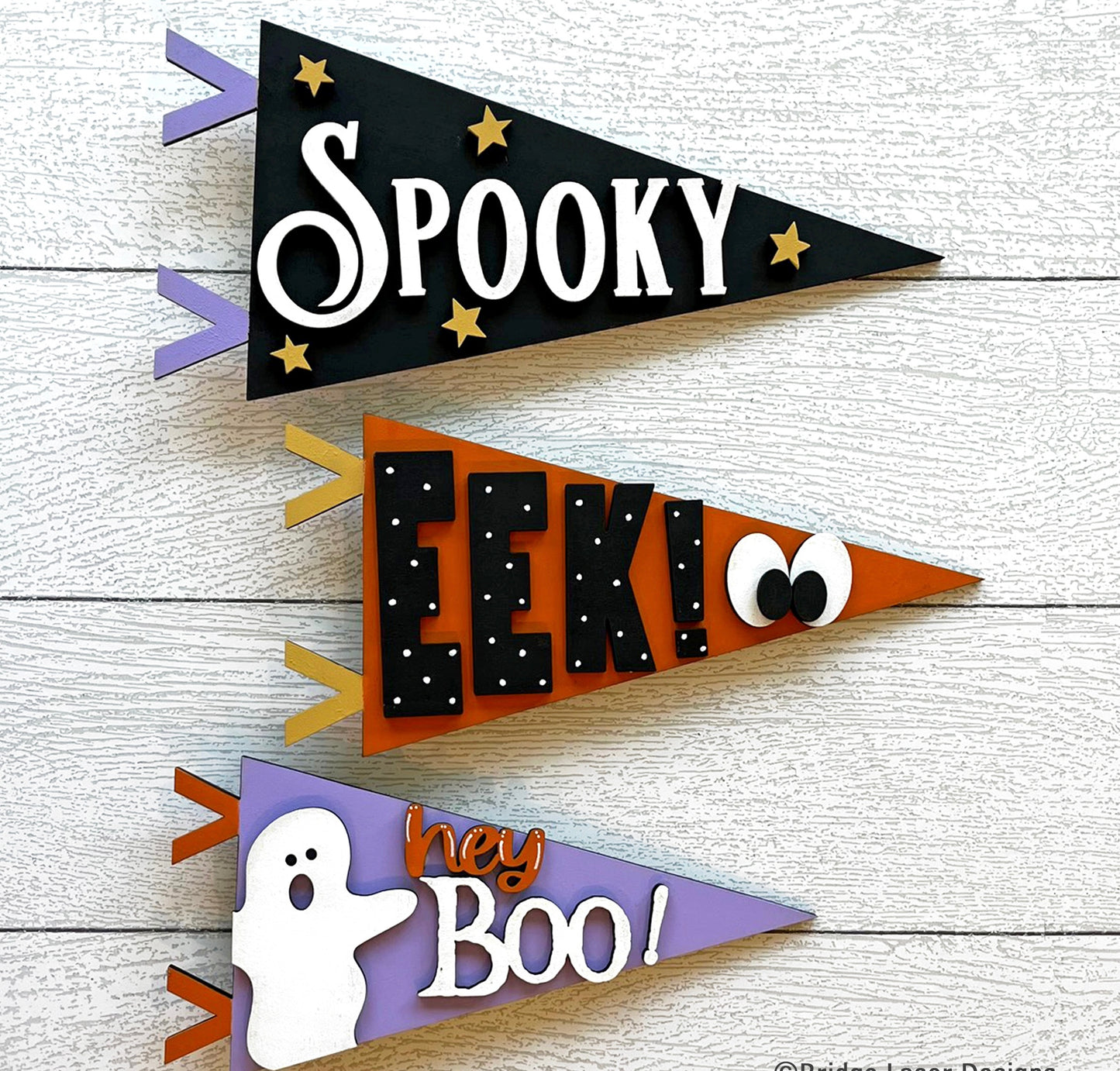 INTERCHANGEABLE PENNANTS