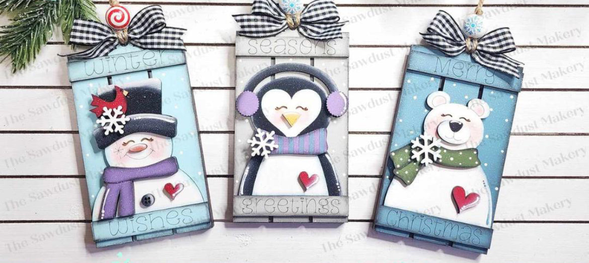 PALLET ORNAMENTS