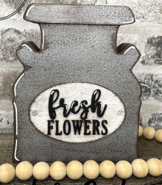 INTERCHANGEABLE FLOWERS AND CONTAINERS