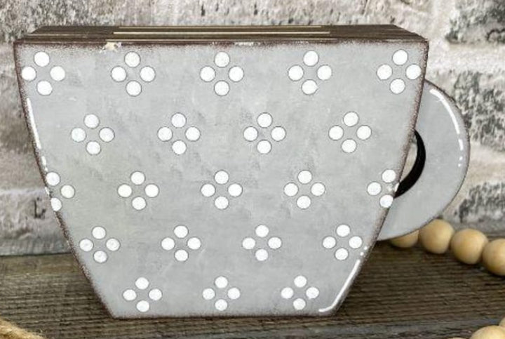 INTERCHANGEABLE FLOWERS AND CONTAINERS