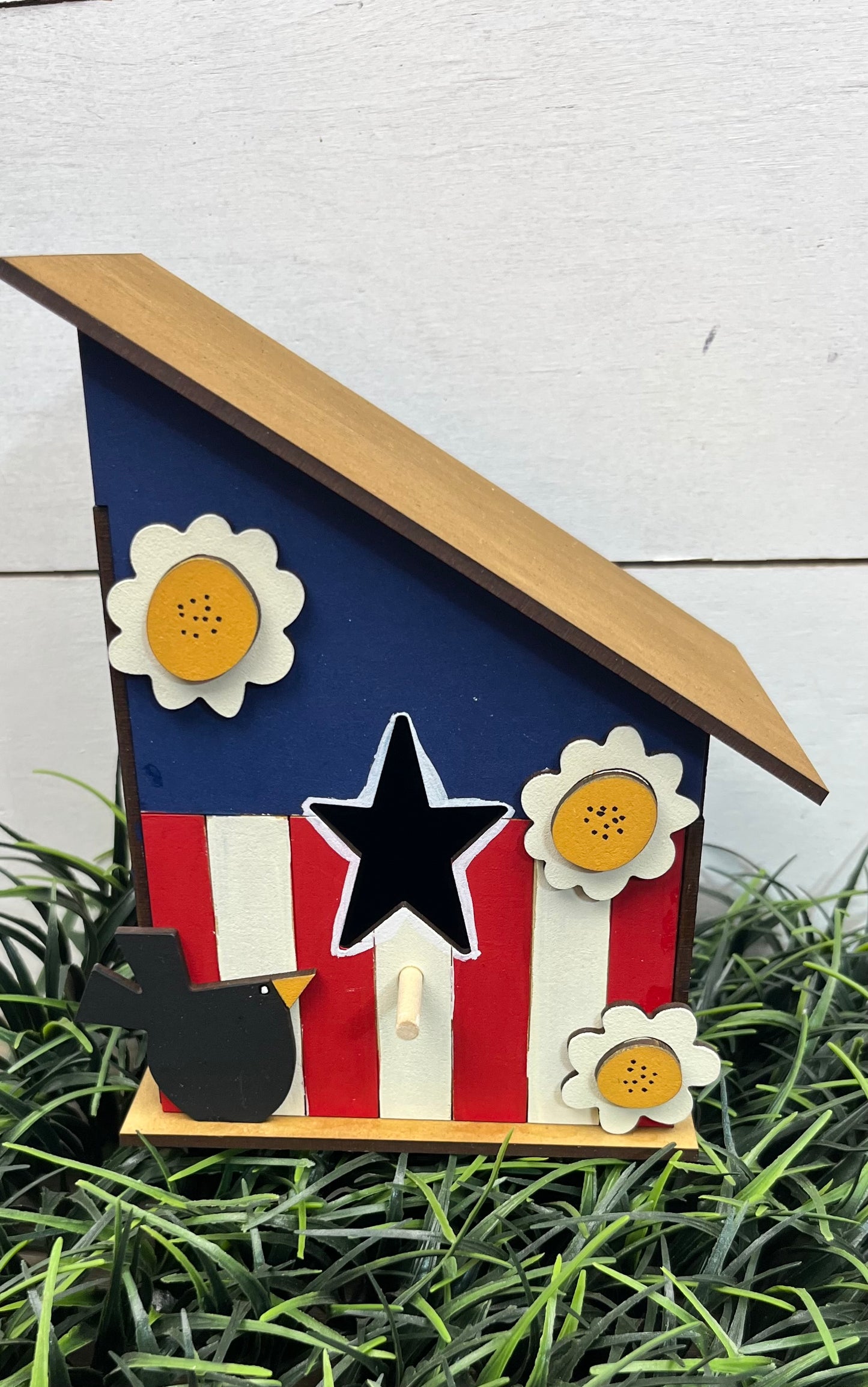 PATRIOTIC BIRD HOUSE