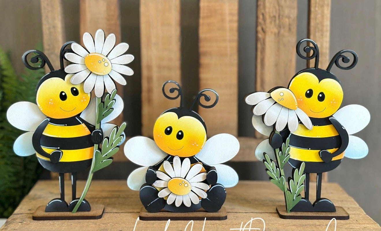 BEE TALL DAISY STANDING