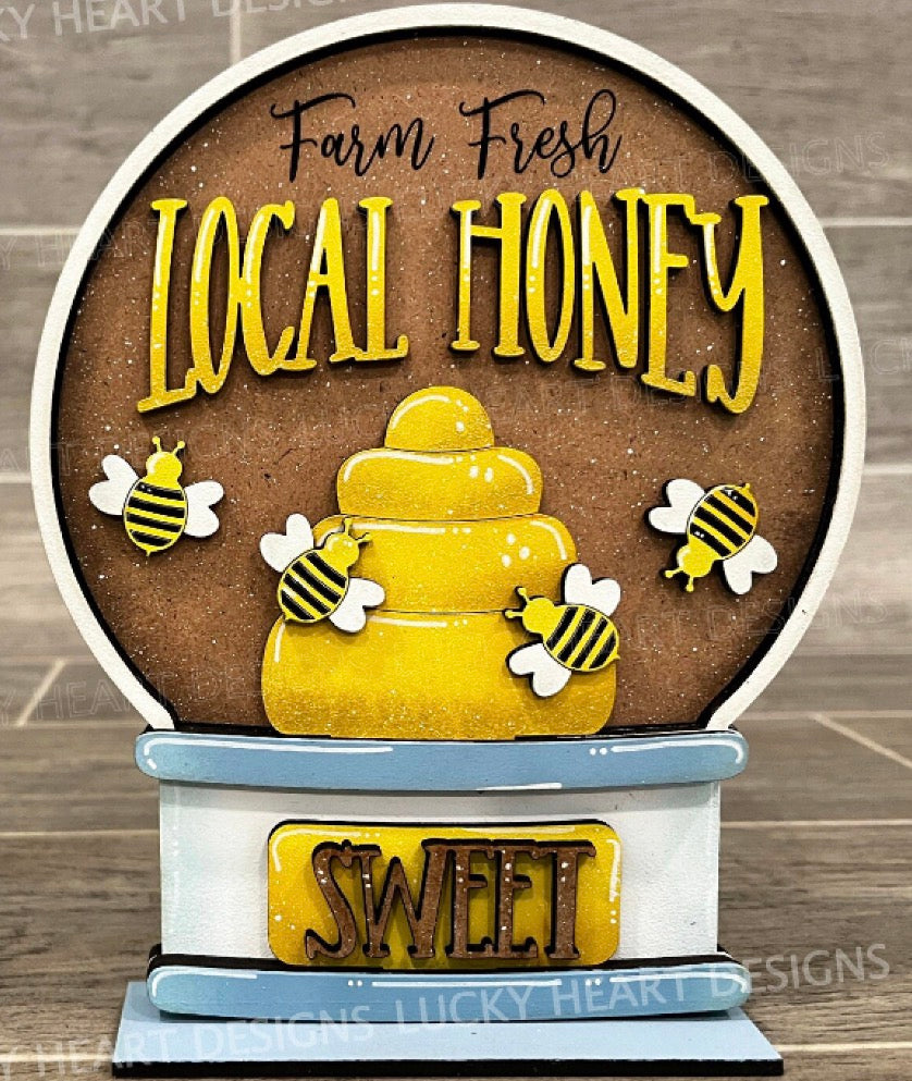 SNOW GLOBE  BUBBLEGUM MACHINE AND HOME SIGN