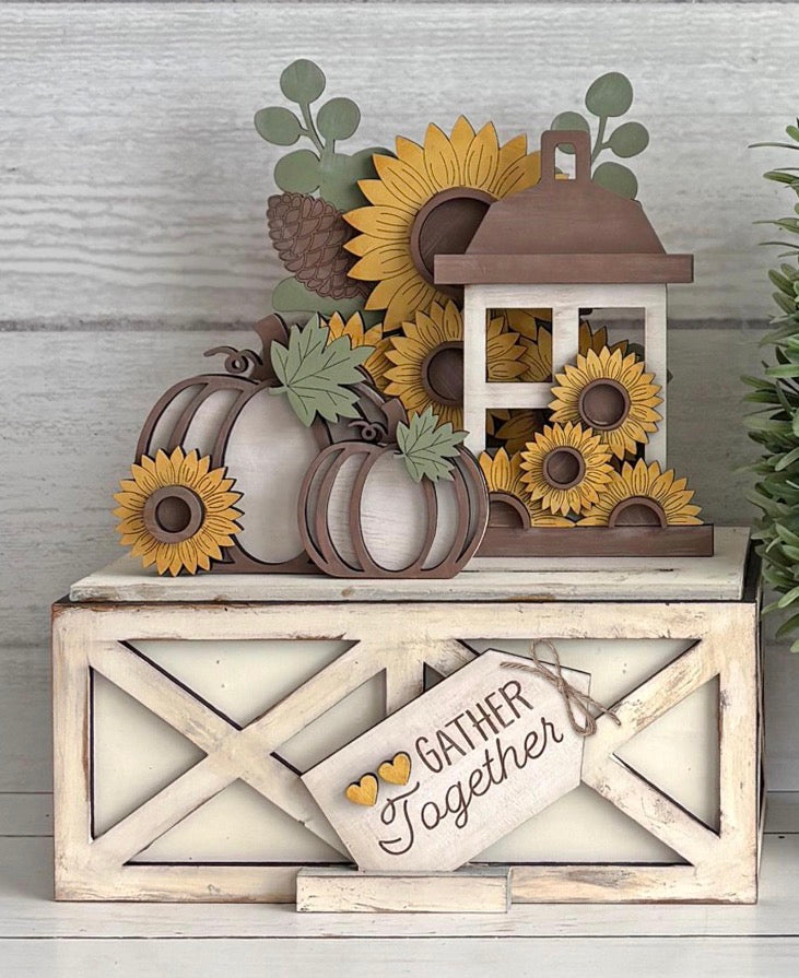 FARMHOUSE CRATE W/ INTERCHANGEABLE INSERTS