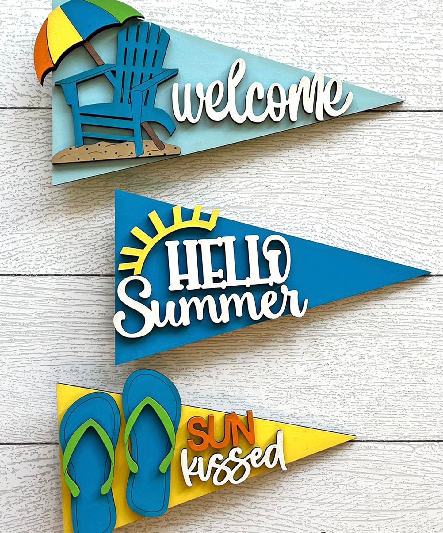 INTERCHANGEABLE PENNANTS